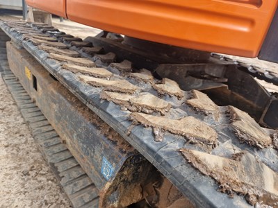 Lot 2019 Hitachi ZX26U-6 Rubber Tracks, Blade, Offset, Whites Manual QH, Piped