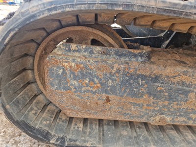 Lot 2019 Hitachi ZX26U-6 Rubber Tracks, Blade, Offset, Whites Manual QH, Piped