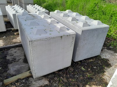 Lot 160cm x 80cm 80cm Concrete Lego Block (Square Lock) (5 of)