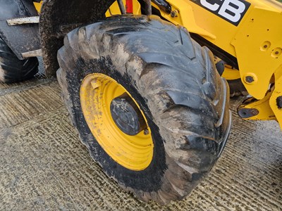 Lot 2014 JCB TM320S Agri, Turbo Powershift Articulated Telehandler, Pin & Cone Headstock, Joystick Controls, SRS, A/C