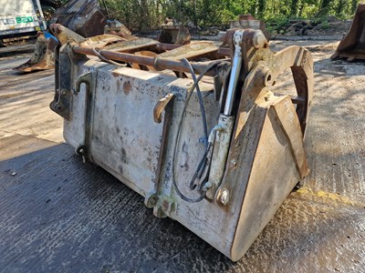 Lot 90" Hydraulic Grab Bucket to suit JCB Telehandler