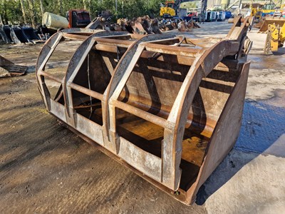 Lot 90" Hydraulic Grab Bucket to suit JCB Telehandler