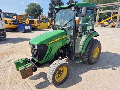 Lot 85 - 2010 John Deere 3720 4WD Tractor, 2 Spool Valves, Full Cab, A/C