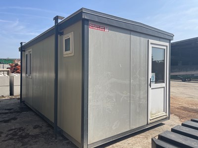 Lot Full Length Weigh Bridge & Office