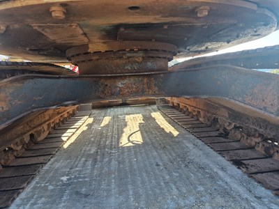 Lot 2002 Kobelco SK135SRLC, 700mm Steel Tracks, Blade, CV, Geith Hydraulic QH, Piped, A/C, 40" Bucket