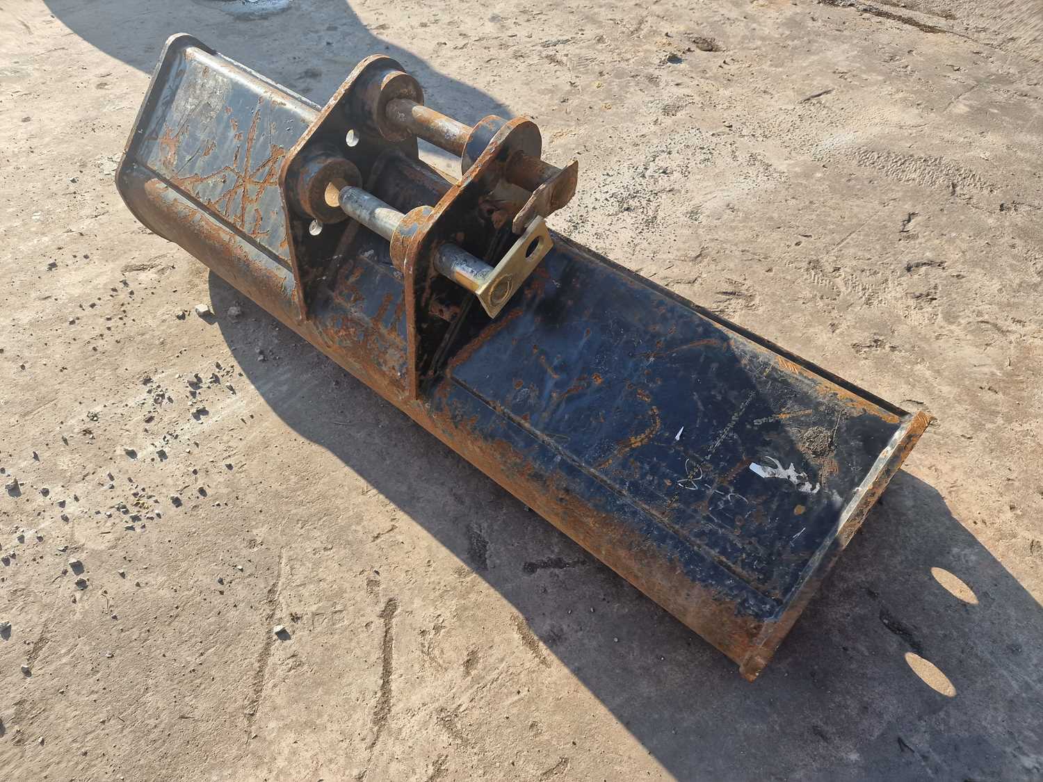 JCB 48" Grading Bucket 35mm Pin to suit Mini Excavator