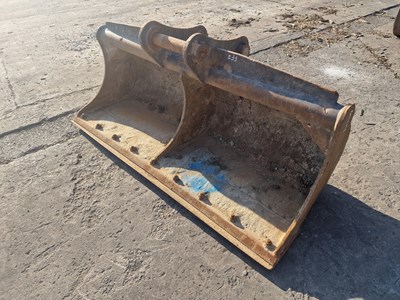 Lot Strickland 72" Grading Bucket 65mm Pin to suit 13 Ton Excavator