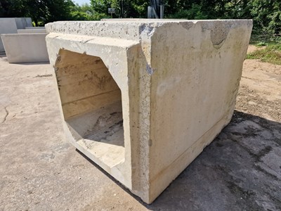 Lot 200cm x 140cm x 140cm Concrete Culvert, 100cm x 100cm Inner, 5.5 Ton