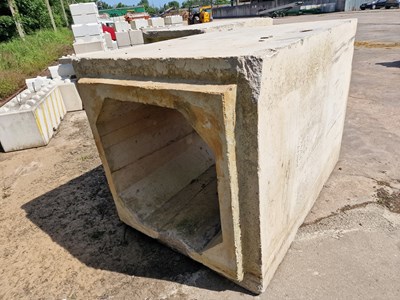 Lot 200cm x 140cm x 140cm Concrete Culvert, 100cm x 100cm Inner, 5.5 Ton