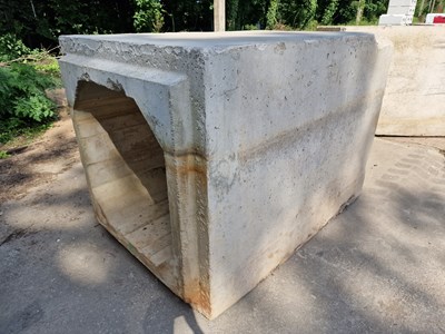 Lot 200cm x 140cm x 140cm Concrete Culvert, 100cm x 100cm Inner, 5.5 Ton