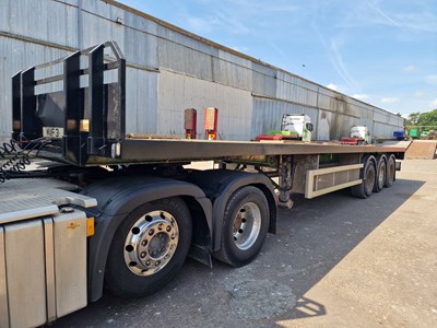 Lot 2007 Montrocon Tri Axle Flat Bed Trailer