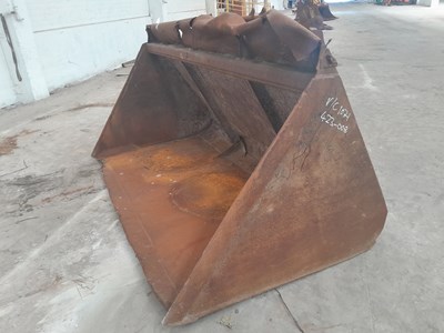 Lot 420 - 98" Loading Bucket to suit Volvo Wheeled Loader