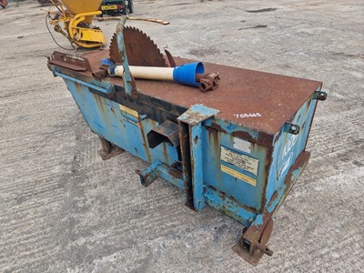 Lot 152 - KIDD PTO Driven Saw Bench to suit 3 Point Linkage