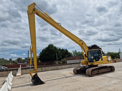 Lot 369 - 2006 Komatsu PC210-8 Long Reach, 700mm Steel Tracks, CV, Piped, Reverse Camera, A/C (EPA Compliant)