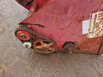 Lot 184 - Hi Spec PTO Driven Root Chopping Bucket to suit Loader