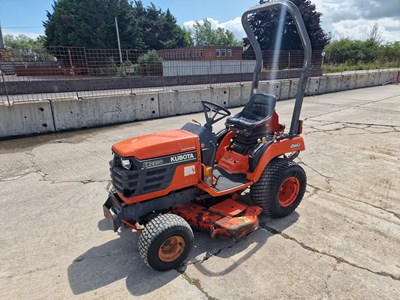 Lot 86 - 2002 Kubota BX2200 4WD Compact Tractor, Cutting Deck