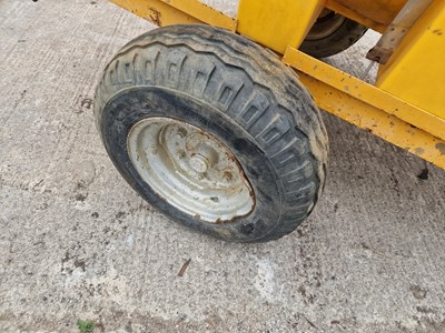 Lot 167 - Trailer Engineering H2500 2500Lite Single Axle Plastic Water Bowser