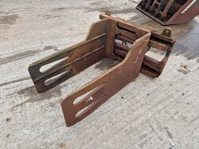 Lot 533 - 2013 Hydraulic Bale Clamp to suit Forklift