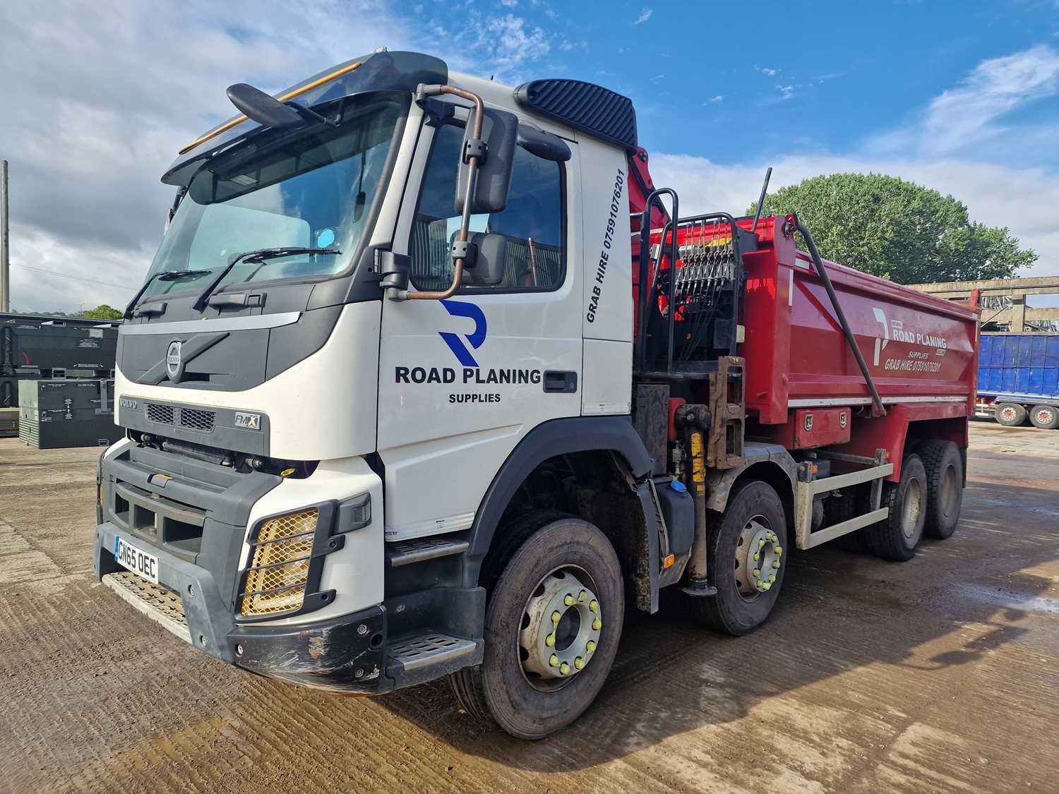 Lot 101 - Volvo FMX 8x4 13Ltr 8x4 Tipper Lorry, Palfinger M125L Classic Crane, Thompsons Body, Easy Sheet, Reverse Camera, Automatic Gear Box, A/C (Plating Certificate Available)