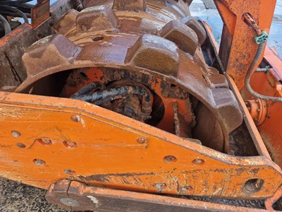 Lot 209 - 2007 Rammax RW3005SPT Single Drum Vibrating Pad Foot Roller, Blade