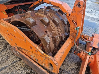 Lot 209 - 2007 Rammax RW3005SPT Single Drum Vibrating Pad Foot Roller, Blade