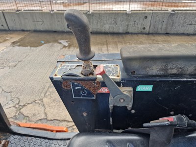 Lot 209 - 2007 Rammax RW3005SPT Single Drum Vibrating Pad Foot Roller, Blade