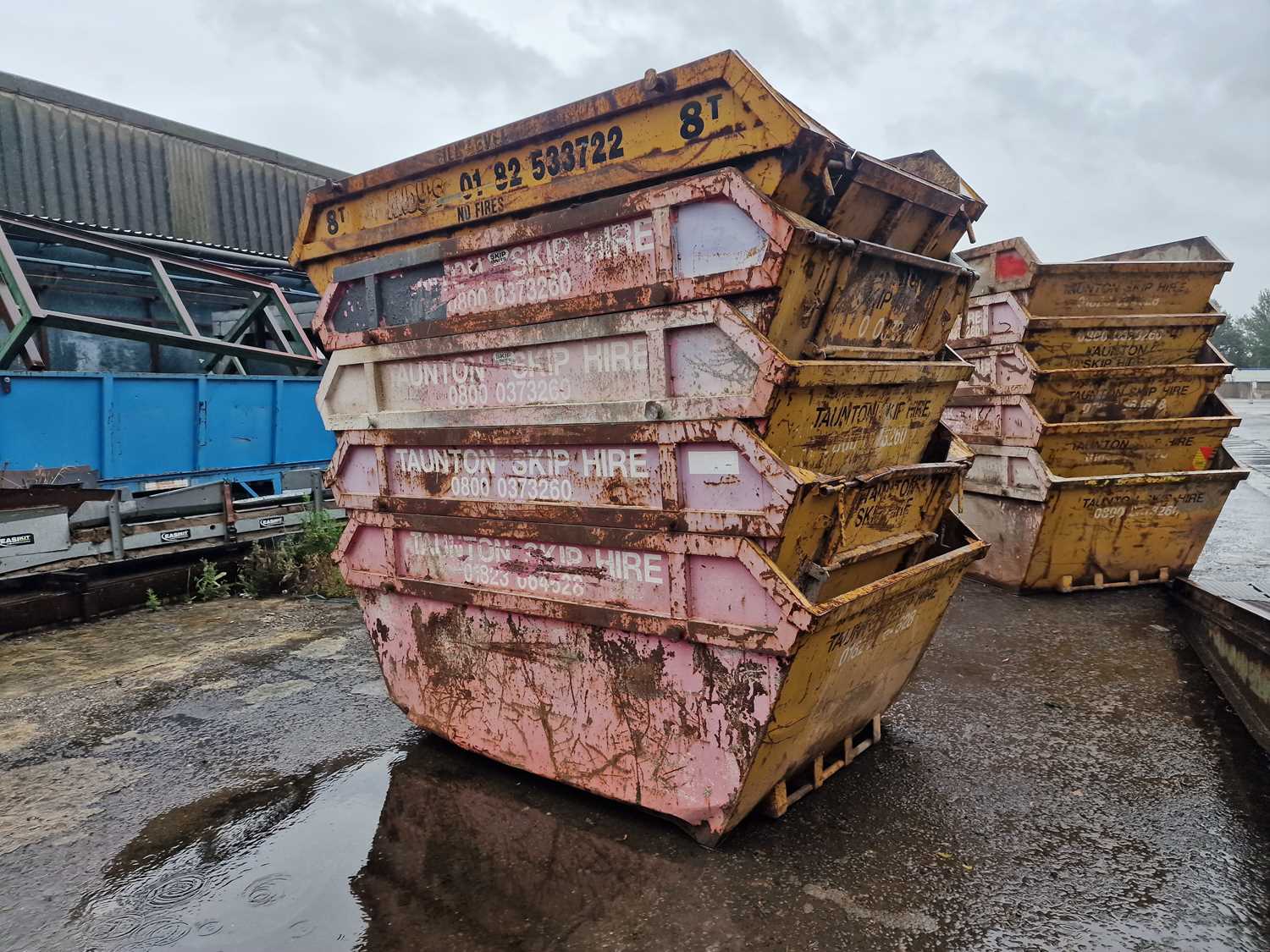 Lot 305 - Selection of 8 Yard Skips to suit Skip