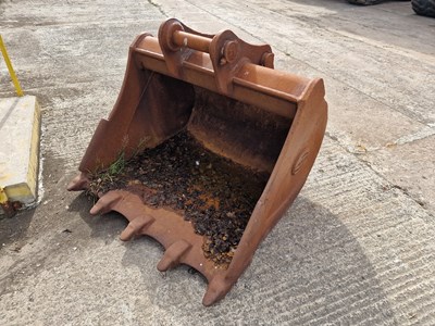 Lot 571A - Strickland 42" Digging Bucket 65mmPIn to suit 13 Ton Excavator