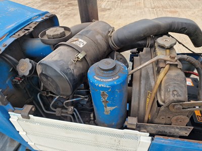 Lot Ford 1520 4WD Tractor, 1 Spool Valve, Roll Bar