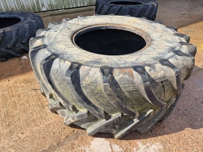 Lot 149 - 30.5/32 Tyre