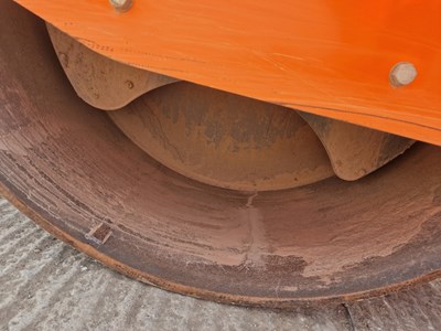 Lot 318 - 2018 Hamm H13i Single Drum Vibrating Roller, Padfoot Shells