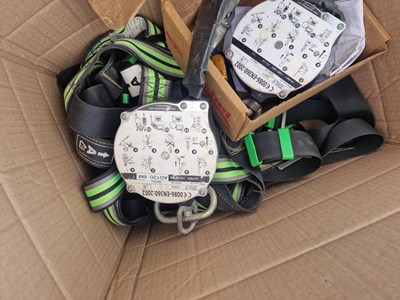 Lot Fall Arrest Equipment & Harness