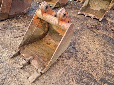 Lot 16" Digging Bucket 35mm Pin to suit Mini Excavator