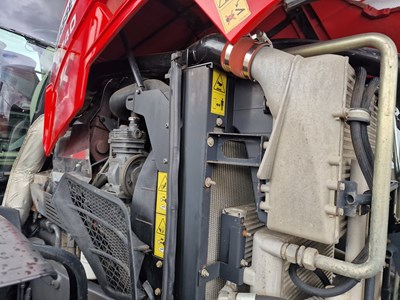 Lot 2017 Massey Ferguson 8740 4WD Tractor, Front Linkage, Dyna VT, Front Suspension, Cab Suspension, Air Brakes, 5 Spool Valves, Auto Guide Ready, Push Out Hitch, Rear Wheel Weights, A/C