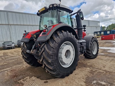 Lot 2017 Massey Ferguson 8740 4WD Tractor, Front Linkage, Dyna VT, Front Suspension, Cab Suspension, Air Brakes, 5 Spool Valves, Auto Guide Ready, Push Out Hitch, Rear Wheel Weights, A/C