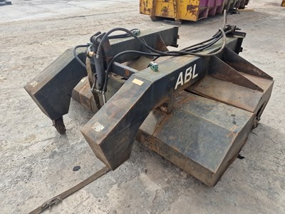 Lot 530 - Hydraulic Sweeper Collector to suit Forklift