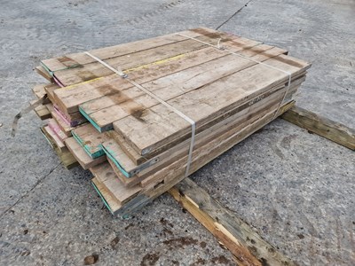 Lot 555 - Bundle of 5' Scaffolding Boards