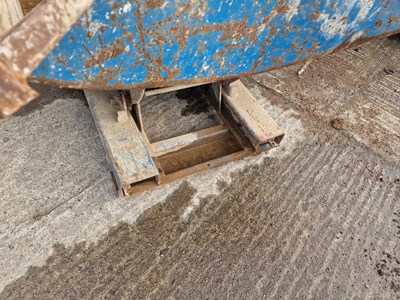 Lot 651 - 2016 Conquip 2000Kg Tipping Skip to suit Forklift