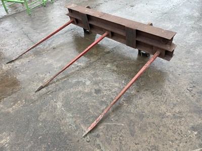 Lot 182 - Bale Spike to suit Telehandler