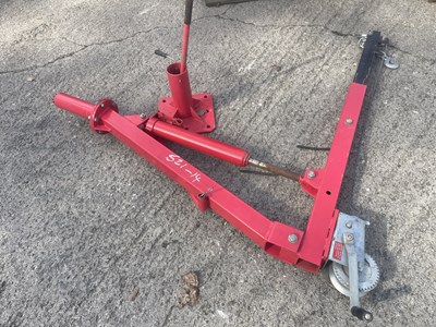 Lot 584 - Pick Up Mounted Hoist