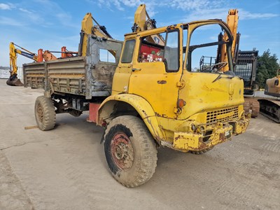 Lot 677 - Bedford TK 4x4 Drop Side Flat Bed Lorry (Non Runner)