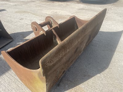 Lot 817 - 72" Grading Bucket 80mm Pin to suit 20 Ton Excavator