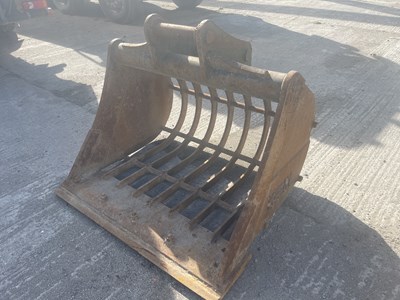 Lot 718 - 48" Skeleton Bucket 65mm Pin to suit 13 Ton Excavator