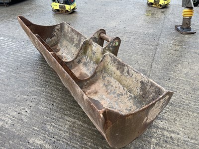 Lot 780 - 80" Grading Bucket 65mm Pins for a 13 Ton Excavator