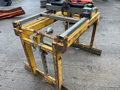 Lot 488 - Probst Block Grab to suit Crane