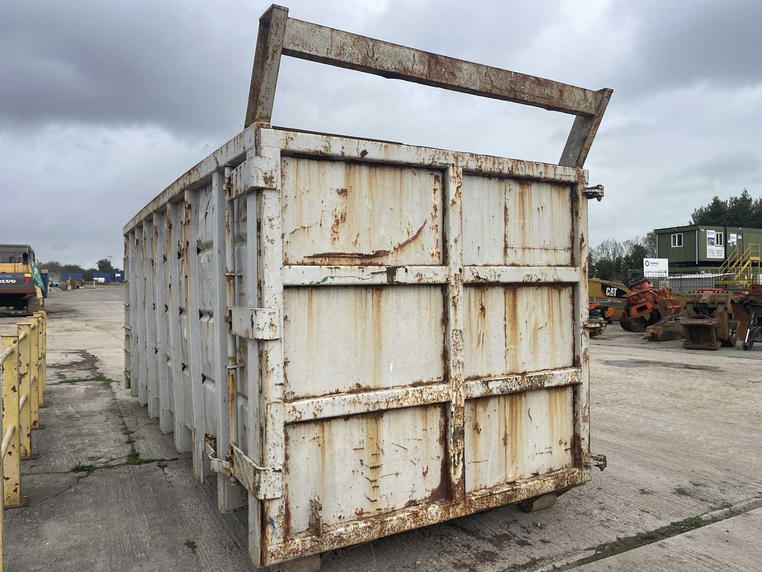 35 Roro Skip Lot 669 - 35 Yard RORO Skip to suit Hook Loader Lorry
