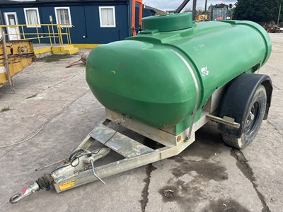 Lot 396 - Trailer Engineering S/A Water Tank Trailer, Lunette Ring Hitch, Surge Brakes, Poly Tank