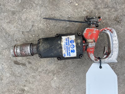 Lot 377 - Pneumatic Drill