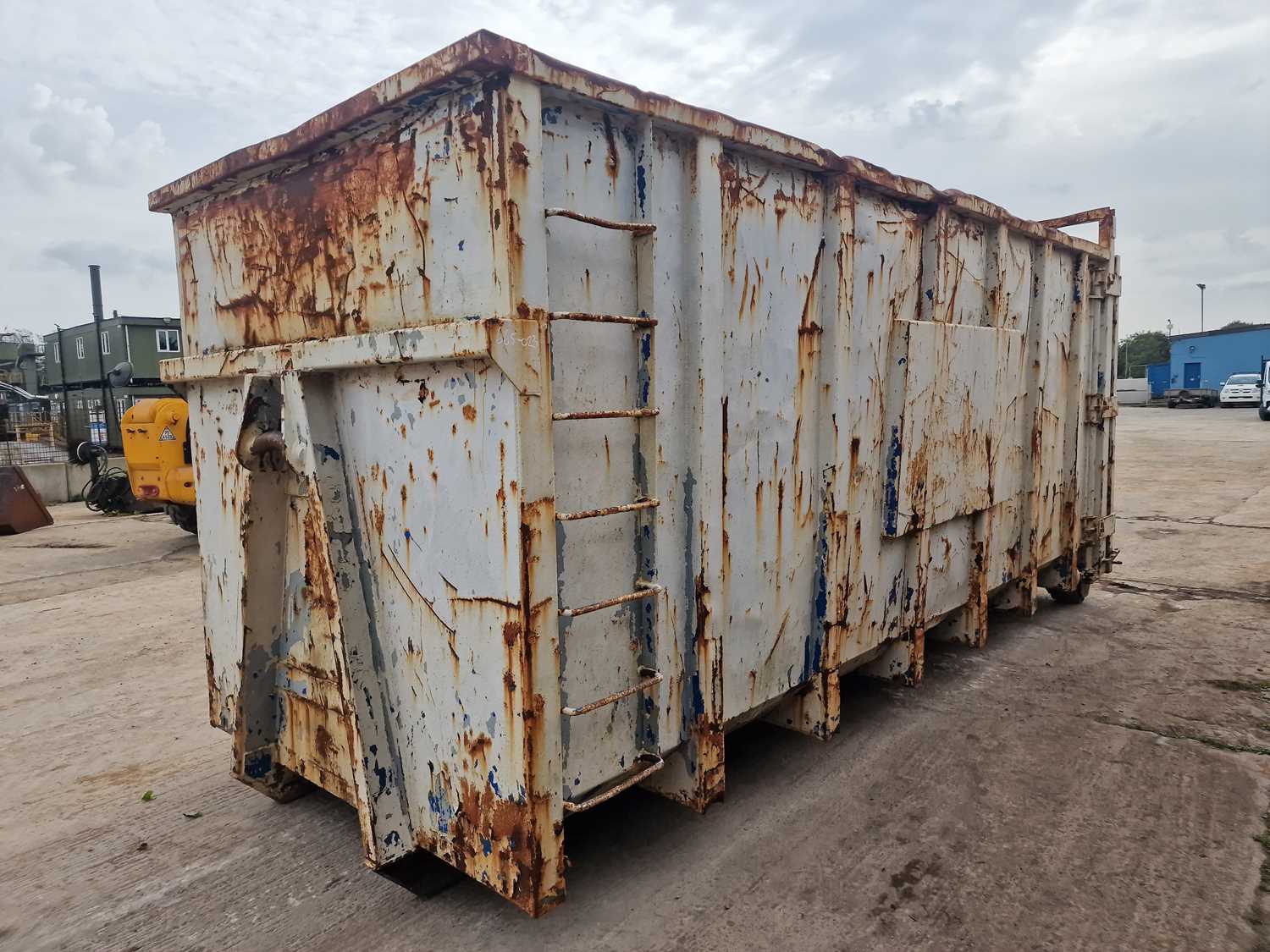 Lot 666 - 40 Yard RORO Skip to suit Hook Loader Lorry