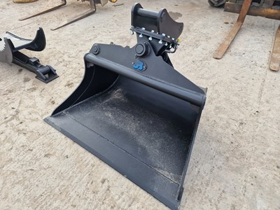 Lot 699 - Unused Scandinavian Tilting Bucket 45mm Pin to suit 4-6 Ton Excavator / JCB 3CX